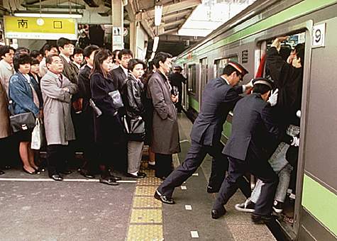 Overcrowed train